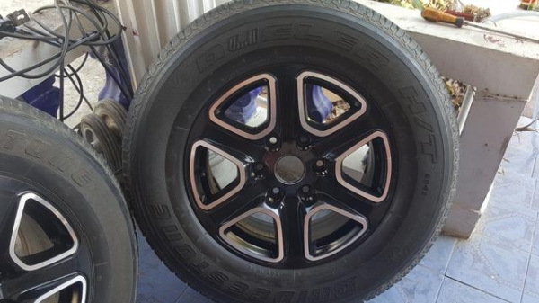 ล้อ ฟอร์ดเรนเจอร์