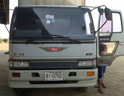 หกล้อ ฮีโน่ FF3H195ปี39ตู้10บาน ช่วงยาง7.20ม สภาพดีสวยบางเดิมพร้อมใช้งาน ทะเบียนพร้อมโอน ราคา 635,000บ. ต่อรองได้ หกล้อ ฮีโน่ FF3H195ปี39ตู้10บาน ช่วงยาง7.20ม สภาพดีสวยบางเดิมพร้อมใช้งาน ทะเบียนพร้อมโอน ราคา 635,000บ. ต่อรองได้