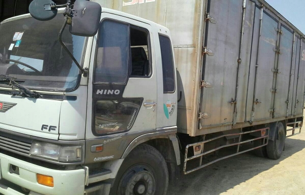 หกล้อ ฮีโน่ FF3H195ปี39ตู้10บาน ช่วงยาง7.20ม สภาพดีสวยบางเดิมพร้อมใช้งาน ทะเบียนพร้อมโอน ราคา 635,000บ. ต่อรองได้ หกล้อ ฮีโน่ FF3H195ปี39ตู้10บาน ช่วงยาง7.20ม สภาพดีสวยบางเดิมพร้อมใช้งาน ทะเบียนพร้อมโอน ราคา 635,000บ. ต่อรองได้