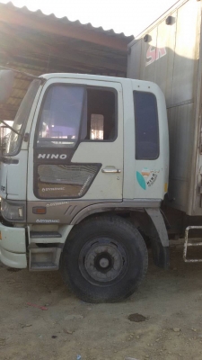 หกล้อ ฮีโน่ FF3H195ปี39ตู้10บาน ช่วงยาง7.20ม สภาพดีสวยบางเดิมพร้อมใช้งาน ทะเบียนพร้อมโอน ราคา 635,000บ. ต่อรองได้ หกล้อ ฮีโน่ FF3H195ปี39ตู้10บาน ช่วงยาง7.20ม สภาพดีสวยบางเดิมพร้อมใช้งาน ทะเบียนพร้อมโอน ราคา 635,000บ. ต่อรองได้