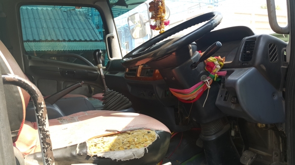 ขายรถพ่วง 24 ล้อ แม่-ลูก กระบะเหล็กคอกเกษตรดั้ม HINO 320 ปี.47 ราคา.2080000 ต่อรอง ขายรถพ่วง 24 ล้อ แม่-ลูก กระบะเหล็กคอกเกษตรดั้ม HINO 320 ปี.47 ราคา.2080000 ต่อรอง