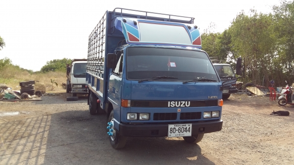 ขายหกล้อกลาง NPR59PU5 ยาว 5 เมตร เพาเวอร์ สภาพสวยพร้อมใช้ ขายหกล้อกลาง NPR59PU5 ยาว 5 เมตร เพาเวอร์ สภาพสวยพร้อมใช้