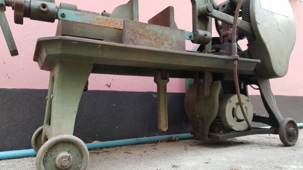 เลื่อยชัก ไฟบ้าน พร้อมใช้งาน เลื่อยชัก ไฟบ้าน พร้อมใช้งาน