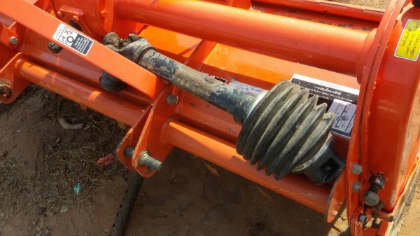 ขาย 37.500บาท โรตารี่สวยๆ ใช้งานแค่100ชม. คูโบต้า47Psแรงตราช้างรุ่นใหม่RX182F ขาย 37.500บาท โรตารี่สวยๆ ใช้งานแค่100ชม. คูโบต้า47Psแรงตราช้างรุ่นใหม่RX182F