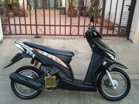 ขายมอไซค์ ปี50 ฮอนด้า คลิ๊ก เครื่อง110cc. เครื่องดี รถสภาพดี เดิมๆทั้งคัน พร้อมใช้งาน ภาษีขาด2ปี เล่มทะเบียนครบ ขายถูกๆครับ