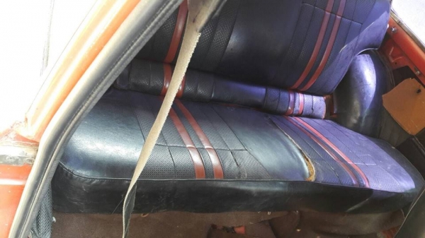 Mitsubishi Colt 1100F ปี 1970 2 ประตู 52000 บาท Mitsubishi Colt 1100F ปี 1970 2 ประตู 52000 บาท