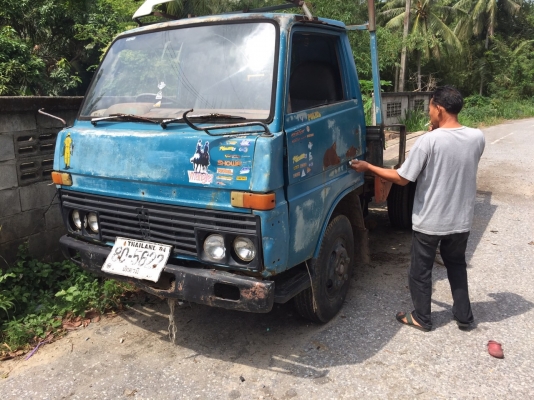 6ล้อท้ายลาด..90แรง TOYOTA DYNA.BU20..เครื่องดี คัสซีสวย รถเดิมๆ..เล่มพร้อม...