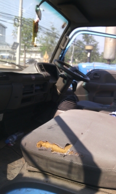 6ล้อ อีซูซุ NKR 110แรง หัวการ์ตูน รถห้างปี 38 เครื่องอ่อน คัสซีใช้ได้ ภายในสวย ทะเบียนเต็ม พร้อมชุดโอน