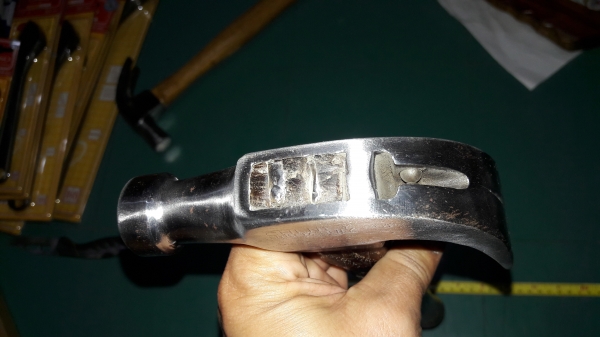 ขายค้อนหัวลูกปืนงานเก่า20oz. CHENEY Made in Usa. ขายค้อนหัวลูกปืนงานเก่า20oz. CHENEY Made in Usa.