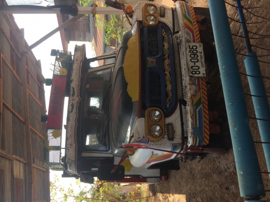 สิบล้อเทรนเลอร์ท้ายลาด