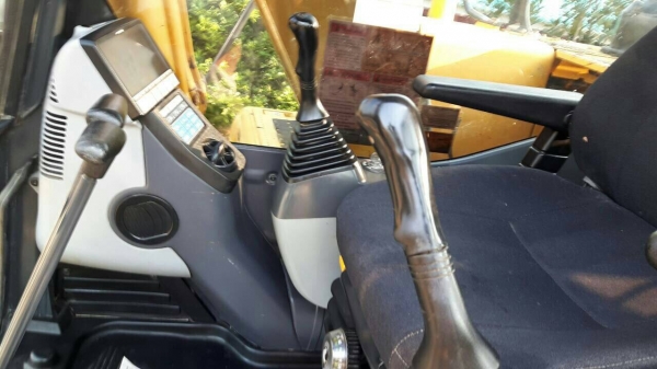 ขออนุญาตขายPC130-8 ชั่วโมง9000ก่วา เอกสารอินวอยซ์ครับ