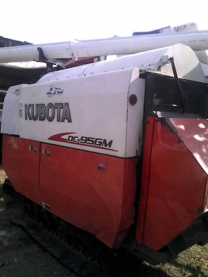 ขายรถเกี่ยวข้าว KUBOTA DC95 พร้อมเทรลเลอร์ลากจูง ใช้งานน้อย พร้อมใช้งาน ราคา490,000 สนใจโทร 090-8588220คุณนะ 093-3258446คุณบิว หรือเข้าดูสินค้าอื่นๆได้ที่ www.truck.in.th/498 หรือเพจFacebook ณรงค์ ซื้อขายรถมือสอง (เว็บไซต์ส่วนตัว) หรือFacebook คุณนะ รถบรร