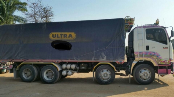 ขาย isuzu FYH 360 ++  ขายด่วนนน ธค. 56   อู่ซีทีทรัล คอกวิ่งข้าวโพด รถใช้ขายเองครับผม