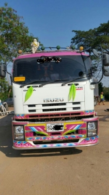 ขาย isuzu FYH 360 ++  ขายด่วนนน ธค. 56   อู่ซีทีทรัล คอกวิ่งข้าวโพด รถใช้ขายเองครับผม