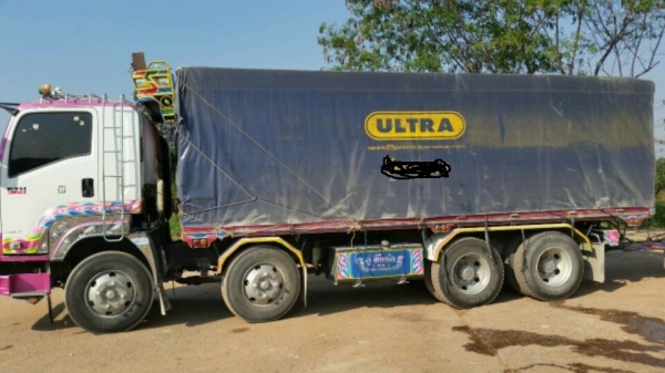 ขาย isuzu FYH 360 ++  ขายด่วนนน ธค. 56   อู่ซีทีทรัล คอกวิ่งข้าวโพด รถใช้ขายเองครับผม