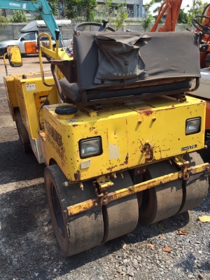 รถบด SAKAI รุ่น TW350 ขนาด 4 ตัน สภาพดีมาก