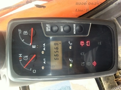 HITACHI ZX135US ปี 2005 สนใจติดต่อ ธีรเทพ 062-7091748