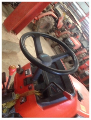 ขายรถแทรกเตอร์มือสอง