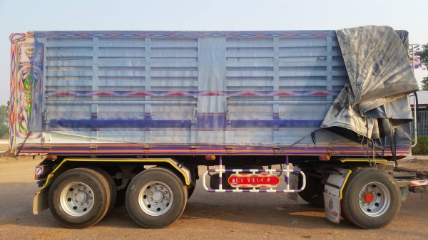 ขายด่วน isuzu fxz 360 ++  ขายด่วนนน ธค. 55   อู่ซีทีทรัล รถวิ่งข้าวโพด