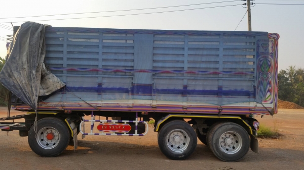 ขายด่วน isuzu fxz 360 ++  ขายด่วนนน ธค. 55   อู่ซีทีทรัล รถวิ่งข้าวโพด