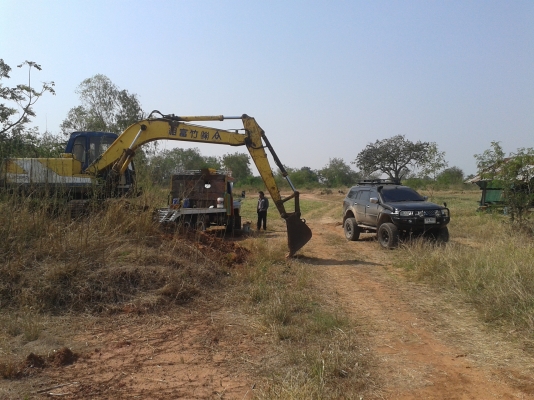 ขาย โกเบ sk100 mark3  เครื่องดีมาก ปั้มดี เอวแน่นพร้อมเทลเลอร์ 10 ล้อ ยางดี ทั้ง10 เส้นโทร0857389138