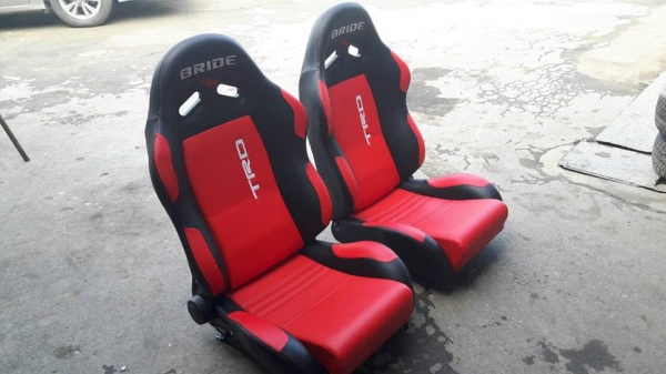 ขายเบาะแต่งคู่ละ6500 สนใจib หรือ โทร 0805669540