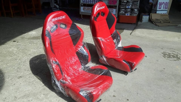 ขายเบาะแต่งคู่ละ6500 สนใจib หรือ โทร 0805669540