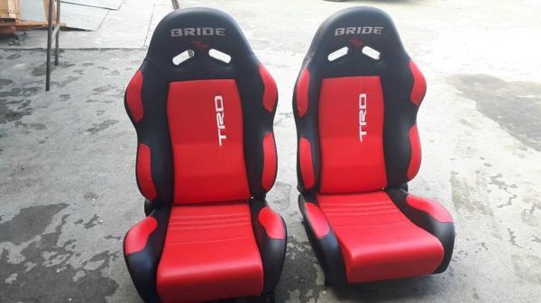 ขายเบาะแต่งคู่ละ6500 สนใจib หรือ โทร 0805669540