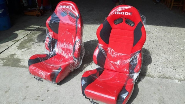 ขายเบาะแต่งคู่ละ6500 สนใจib หรือ โทร 0805669540