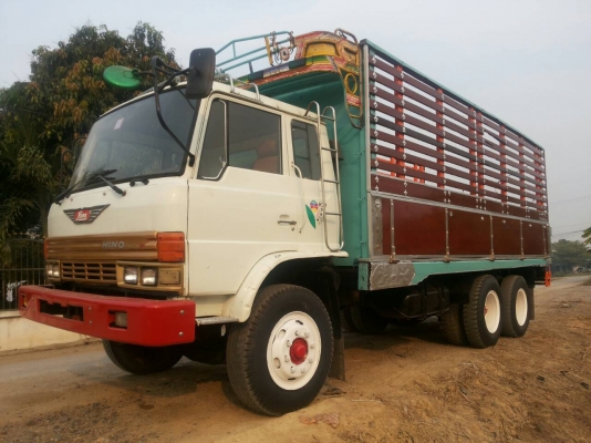 สิบล้อสวยๆ ฮีโน่ FL18 HO7C 180เพาเดียว แอร์ ทิฟฟี พ.เวอร์ ช่วงยาว 6.30ม สภาพเยียมสวยบางเดิมพร้อมใช้ ทะเบียนพร้อมโอน