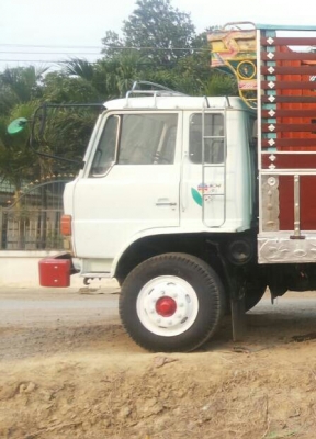 สิบล้อสวยๆ ฮีโน่ FL18 HO7C 180เพาเดียว แอร์ ทิฟฟี พ.เวอร์ ช่วงยาว 6.30ม สภาพเยียมสวยบางเดิมพร้อมใช้ ทะเบียนพร้อมโอน