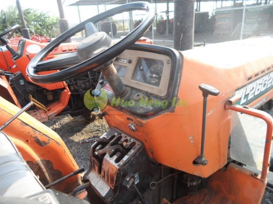 ขายรถไถคูโบต้ามือสอง รุ่น L2602DTM เก่าไทย ตามสภาพ ราคาถูกๆ