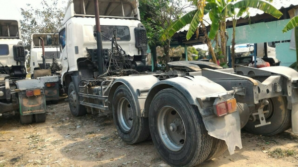 รถบรรทุก หัวลาก 10 ล้อ HINO รุ่น FM2 ปี 49 เครื่อง 320 แรง พร้อมใช้งาน มี 5 คัน ขายคันละ 980,000 บ.รถอยู่สระบุรี
