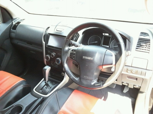 ขาย Isuzu D-max 2.5 Cab Hi-lander AT TOP ปี 12.
