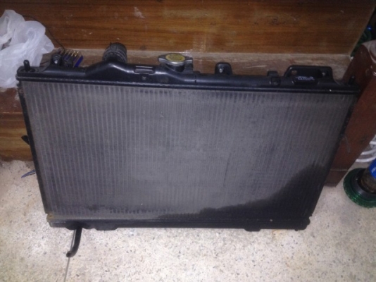 หม้อน้ำติดพัดลม มิตซู E CAR เก่าญี่ปุ่นเเท้สภาพสวย หม้อน้ำติดพัดลม มิตซู E CAR เก่าญี่ปุ่นเเท้สภาพสวย