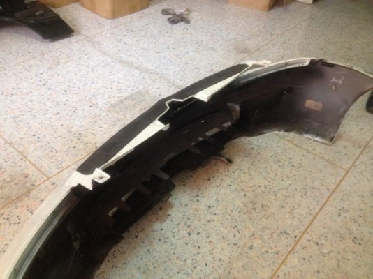 กันชนหน้า มิตซูซีเดีย เก่าญี่ปุ่นเเท้สภาพสวย กันชนหน้า มิตซูซีเดีย เก่าญี่ปุ่นเเท้สภาพสวย