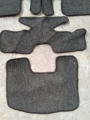 ผ้าปูผื้นรถยนต์สภาพดี