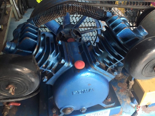 ขายปั้มลม PUMA 64ลิตร มือสองครับ ขายปั้มลม PUMA 64ลิตร มือสองครับ