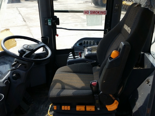 มาใหม่ !! ขายรถตักล้อยาง WA430-6 ยี่ห้อ KOMATSU นำเข้าจากต่างประเทศแท้ 100\% สภาพสวย ไม่เคยใช้งานในไทย มาใหม่ !! ขายรถตักล้อยาง WA430-6 ยี่ห้อ KOMATSU นำเข้าจากต่างประเทศแท้ 100\% สภาพสวย ไม่เคยใช้งานในไทย