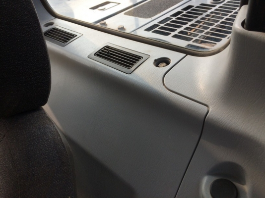 Komatsu PC128US-2E1 ปี 2005 ใช้งานน้อย นำเข้าจากญี่ปุ่น ขายไม่แพงครับ