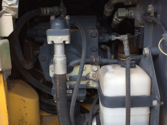 Komatsu PC128US-2E1 ปี 2005 ใช้งานน้อย นำเข้าจากญี่ปุ่น ขายไม่แพงครับ