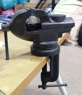 ปากกาตั้งโต๊ะ  germany