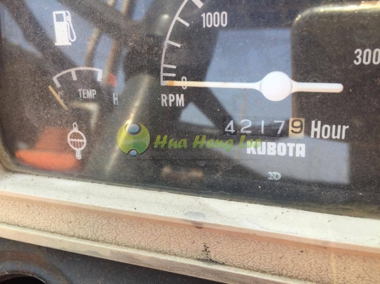 แทรกเตอร์ Kubota L2402 ตามสภาพ แทรกเตอร์ Kubota L2402 ตามสภาพ