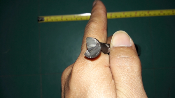 ขายดอกเจาะรูเหลี่ยมตรารวงข้าวงานเก่า Made in Germany.