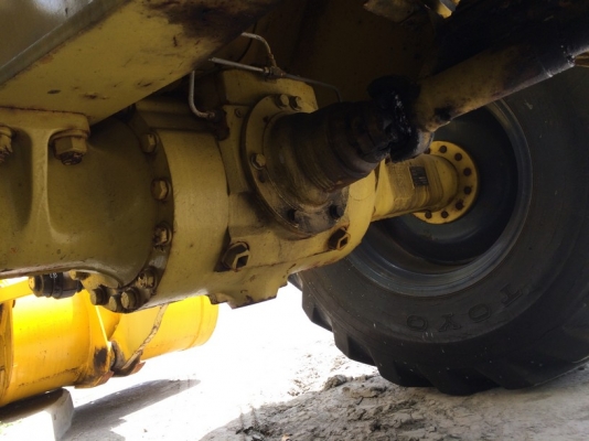 Komatsu WA100-1 SN: 33107 นำเข้าจากญี่ปุ่น อยากขายตัด ล้างสต็อคครับ สภาพดีมาก ๆ เลยครับ