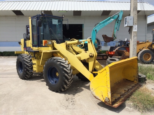 Komatsu WA100-1 SN: 33107 นำเข้าจากญี่ปุ่น อยากขายตัด ล้างสต็อคครับ สภาพดีมาก ๆ เลยครับ