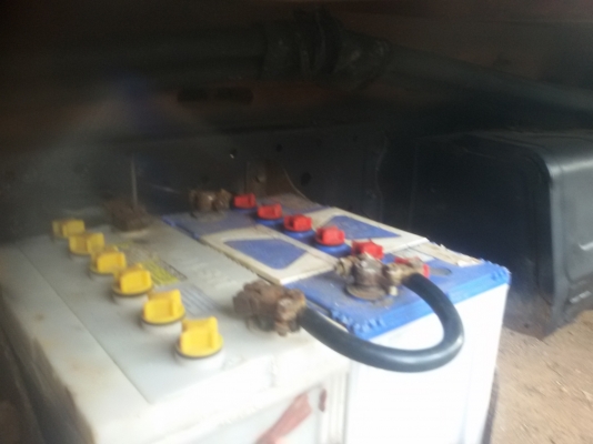 ขาย 6ล้อ isuzu nkr 110 แรงม้า เกียร์สั้น ยกหัวได้ รถห้างแท้ๆ****ขายแล้วคับ...ลูกค้าคุณหนู จ.นครปฐม มารับรถเรียบร้อย ขอบคุณคับ******