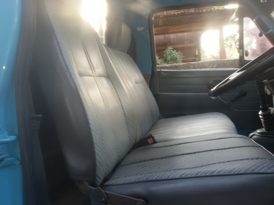 ขาย 6ล้อ isuzu nkr 110 แรงม้า เกียร์สั้น ยกหัวได้ รถห้างแท้ๆ****ขายแล้วคับ...ลูกค้าคุณหนู จ.นครปฐม มารับรถเรียบร้อย ขอบคุณคับ******