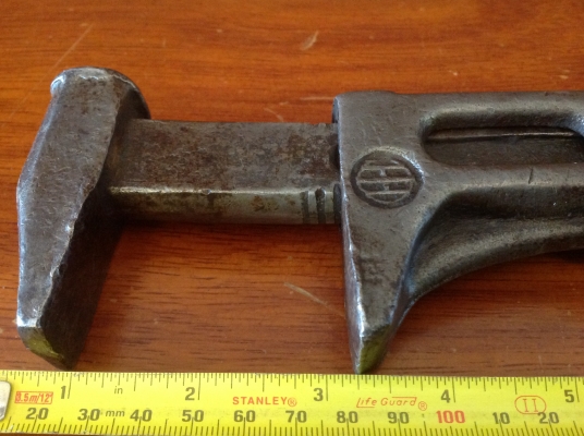 ขายประแจคอม้าหัวค้อนโบราณอังกฤษ ขนาด 12" ขายปากได้ 2" 2 หุน