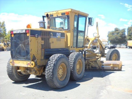 140H #APM01*** ปี2004 8,137ชม. พร้อมScarifierมือ1 (ยี่ห้อ Diamond) 140H #APM01*** ปี2004 8,137ชม. พร้อมScarifierมือ1 (ยี่ห้อ Diamond)